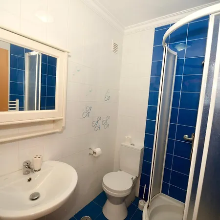 Апартаменты Tide - 3 Bedroom Within Beautiful Complex *