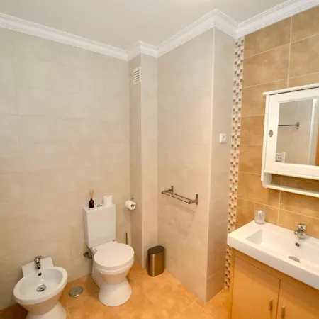 Апартаменты Tide - 3 Bedroom Within Beautiful Complex Назаре