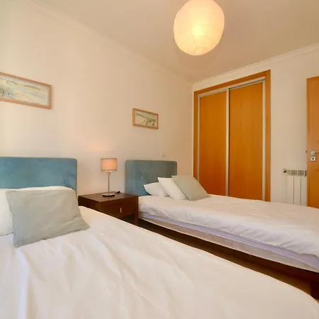 Tide - 3 Bedroom Within Beautiful Complex Апартаменты Назаре