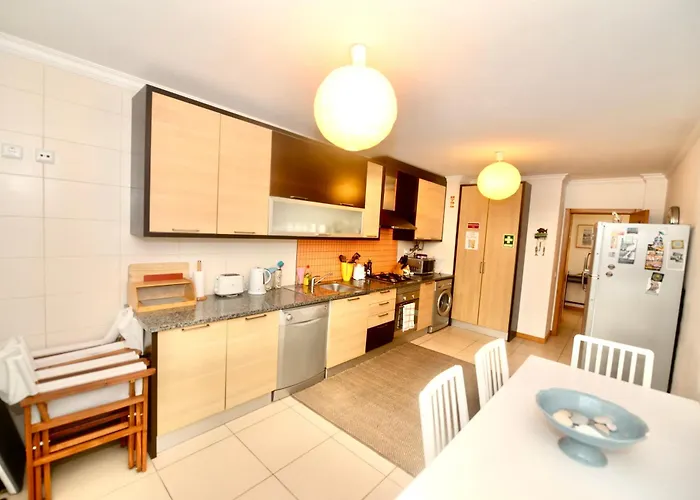 Tide - 3 Bedroom Within Beautiful Complex *